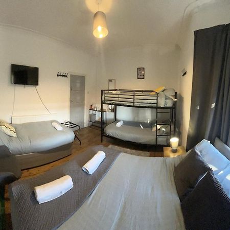 Rooms Anfield- 5 Mins From Lfc Liverpool Exterior photo